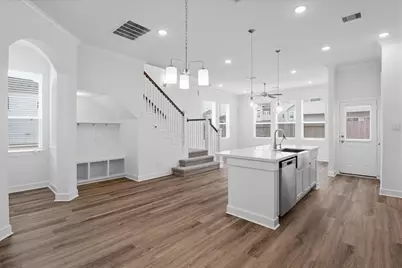 11404 Irish River Drive, Houston, TX 77047 - Photo 10