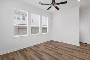 11404 Irish River Dr, Houston, TX 77047 - Photo 20