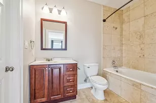 314 W Bell St, Houston, TX 77019 - Photo 12