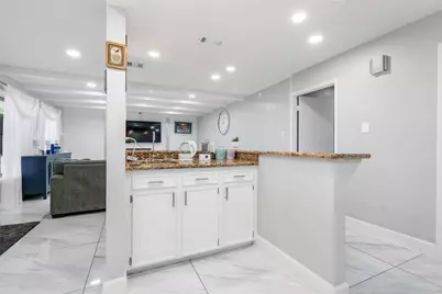 10706 Sagegreen Drive, Houston, TX 77089 - Photo 12