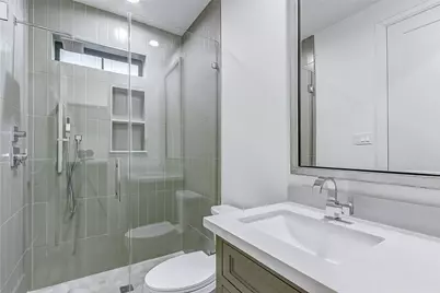 2122 Blalock Road #B, Houston, TX 77080 - Photo 8