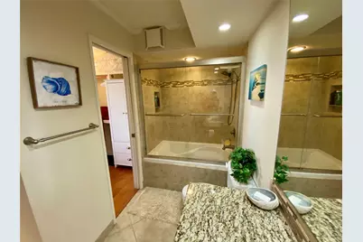 5220 Seawall Boulevard #634, Galveston, TX 77551 - Photo 10