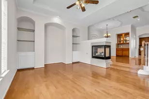 2123 Stacy Knoll, Houston, TX 77008 - Photo 6