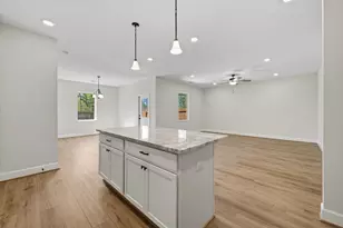 710 Duncan Ave, Cleveland, TX 77327 - Photo 12