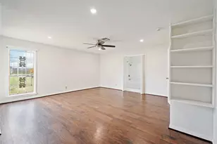 10102 Buffum St, Houston, TX 77051 - Photo 6