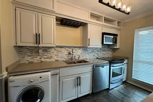 2041 Winrock Blvd, Houston, TX 77057 - Photo 6