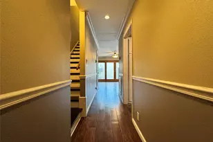 2041 Winrock Blvd, Houston, TX 77057 - Photo 2