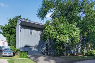 402 Harvard St, Houston, TX 77007 - Photo 1