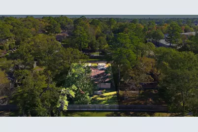 215 Lazy Lane, Conroe, TX 77301 - Photo 12