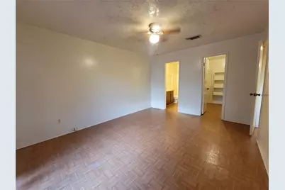 215 Lazy Lane, Conroe, TX 77301 - Photo 4