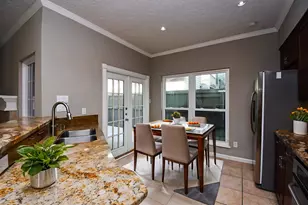 9400 Doliver Dr, Houston, TX 77063 - Photo 2