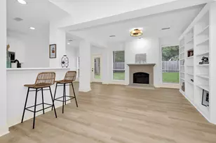 18 Endor Forest Pl, The Woodlands, TX 77382 - Photo 14