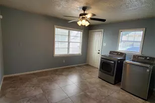6526 Linden St, Houston, TX 77087 - Photo 24