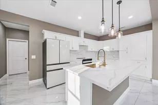 3026 Comanche, Willis, TX 77378 - Photo 4