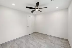 6138 Brookfield Dr, Houston, TX 77085 - Photo 14