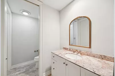 8800 Woodway Drive #15, Houston, TX 77063 - Photo 24