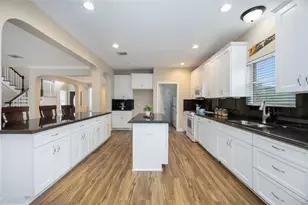 5498 Apple Blossom Ln, Friendswood, TX 77546 - Photo 14