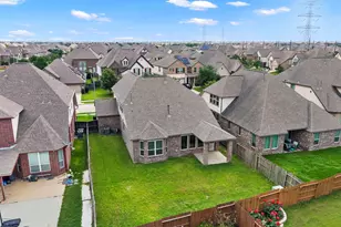 9411 Isabel Bay Ln, Cypress, TX 77433 - Photo 32