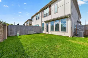 5703 Foggy Vine Ct, Fulshear, TX 77441 - Photo 40