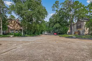 11711 Memorial Dr, Houston, TX 77024 - Photo 42