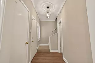 11711 Memorial Dr, Houston, TX 77024 - Photo 6