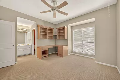 11711 Memorial Drive #13, Houston, TX 77024 - Photo 32