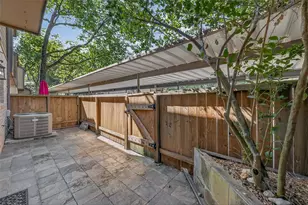 11711 Memorial Dr, Houston, TX 77024 - Photo 38