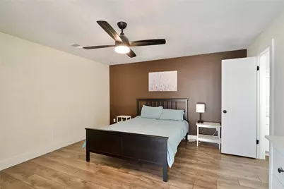 13529 Woodchester Drive, Sugar Land, TX 77498 - Photo 26
