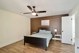 13529 Woodchester Dr, Sugar Land, TX 77498 - Photo 26