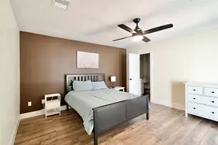 13529 Woodchester Dr, Sugar Land, TX 77498 - Photo 24