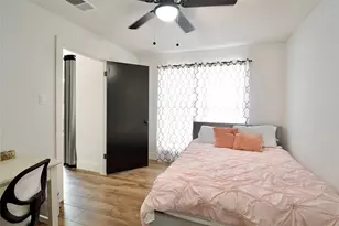 13529 Woodchester Dr, Sugar Land, TX 77498 - Photo 18