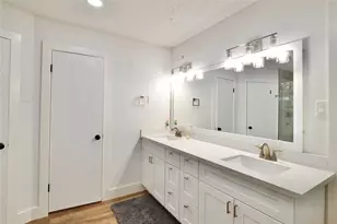 13529 Woodchester Dr, Sugar Land, TX 77498 - Photo 30