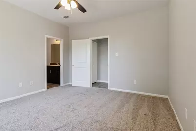 10627 Pine Landing Drive, Houston, TX 77088 - Photo 14