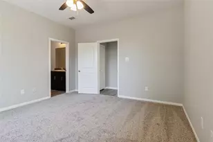 10627 Pine Landing Dr, Houston, TX 77088 - Photo 14
