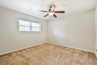 803 Greenbriar Avenue, Friendswood, TX 77546 - Photo 34