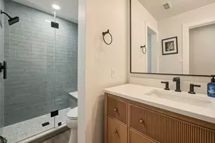 14407 Baron Creek Ln, Houston, TX 77044 - Photo 24