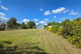2717 County Rd 3479B, Cleveland, TX 77327 - Photo 6