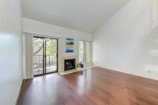 10811 Richmond Ave, Houston, TX 77042 - Photo 26