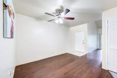 10811 Richmond Avenue #50, Houston, TX 77042 - Photo 32
