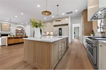 515 W 33rd Street, Houston, TX 77018 - Photo 6