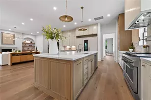 515 W 33rd St, Houston, TX 77018 - Photo 6