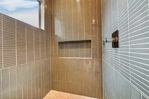 515 W 33rd St, Houston, TX 77018 - Photo 34
