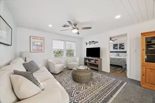 16642 Bermuda Way, Jamaica Beach, TX 77554 - Photo 4