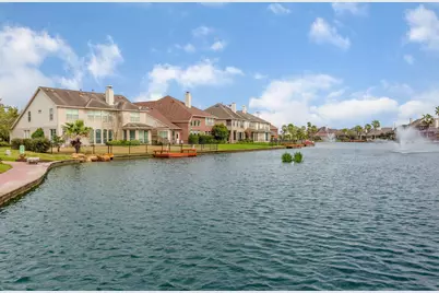 10026 Lakeside Gables, Houston, TX 77065 - Photo 10