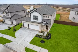 13731 Olympic River Ln, Rosharon, TX 77583 - Photo 4