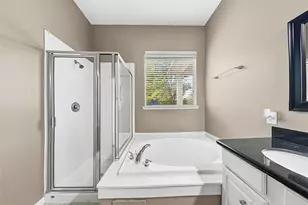 14111 Austin Hollow Ct, Houston, TX 77044 - Photo 10