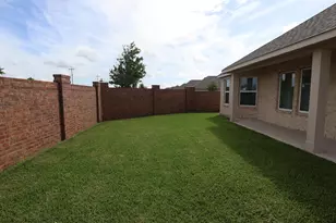 14021 Baikal Mnr Dr, Santa Fe, TX 77510 - Photo 16