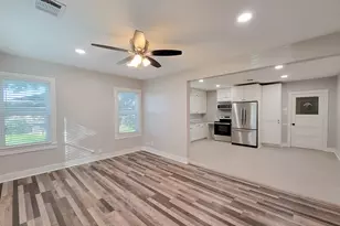 1113 San Jacinto St, Rosenberg, TX 77471 - Photo 4