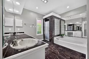 45 Clansmoor Ct, Sugar Land, TX 77479 - Photo 22