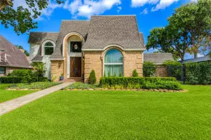 926 Ivy Wall Dr, Houston, TX 77079 - Photo 2
